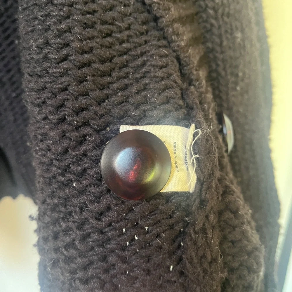 Limited edition black Babaa cardigan - Picture 5 of 7